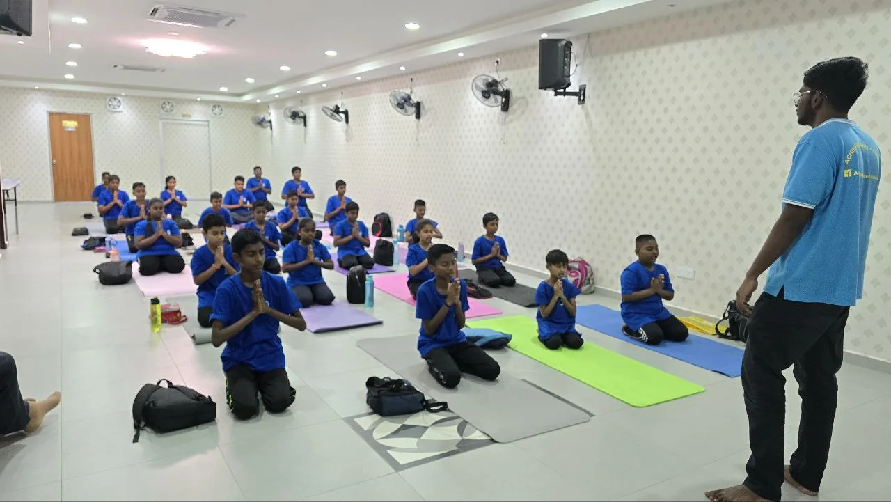 Super Memory students practising a group exercise