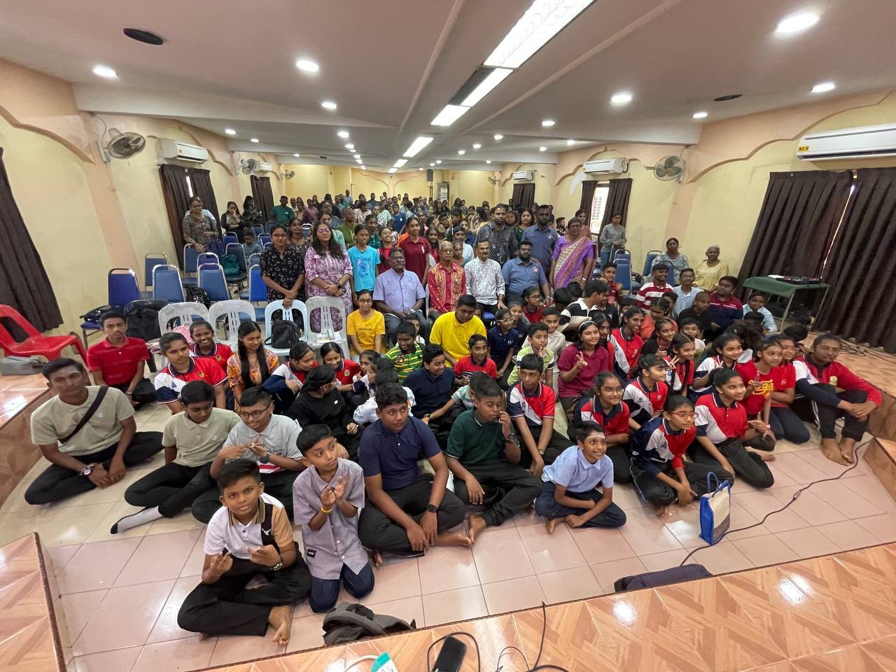 AMA workshop participants gathered together